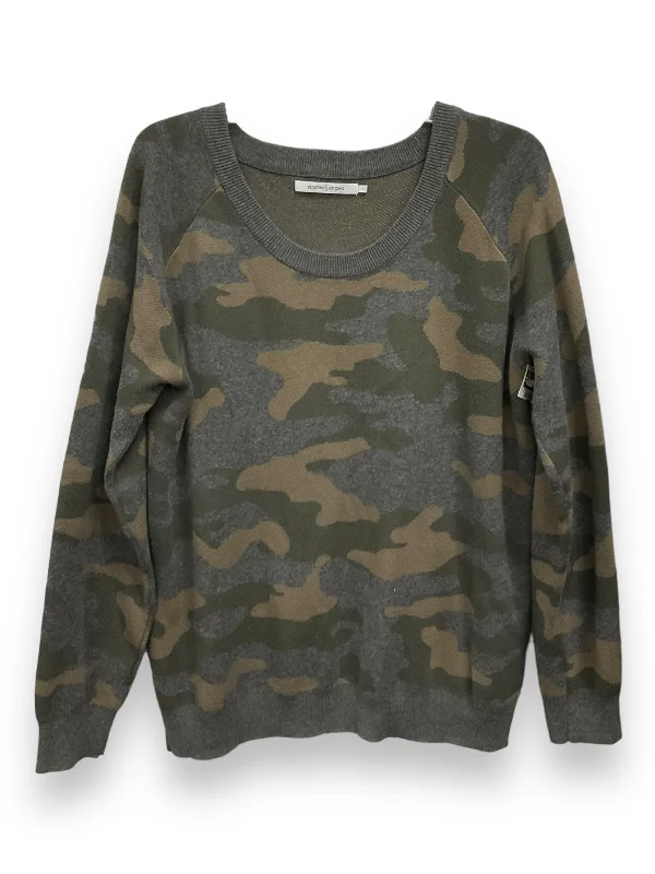 Crop top women's sweaterSweater By Cmc In Camouflage Print, Size: L