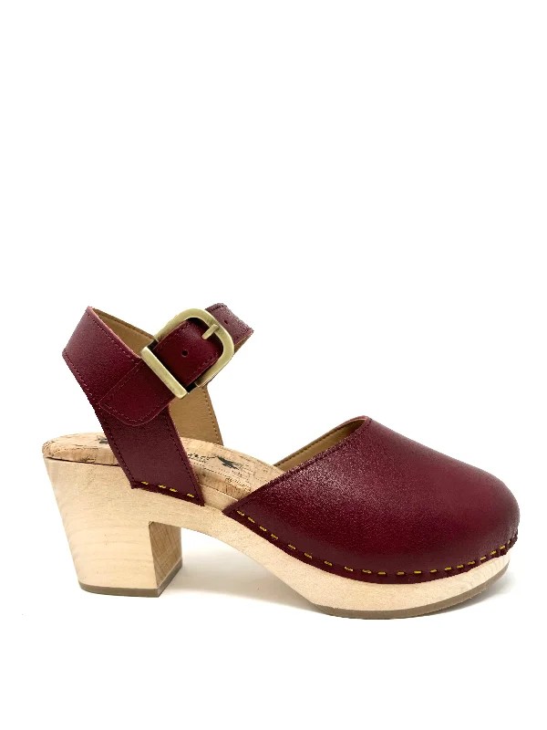 silk lingerie setsPepper Clog in Bordeaux from Novacas