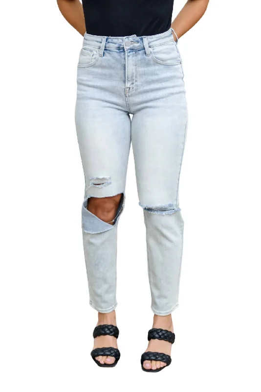 Jeans with a slim fit for a polished appearanceGood Karma Distressed Jeans In Light Wash