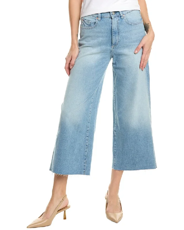 Skinny jeans with a cropped hem for a trendy lookDL1961 Hepburn Petite High-Rise Light Island Park Wide Leg Jean