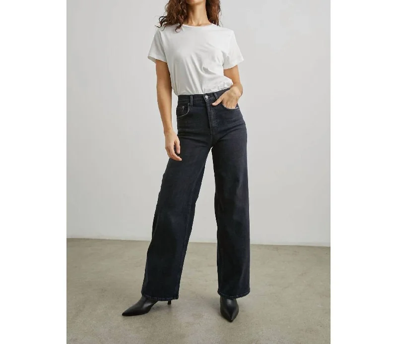 Plus-size jeans for confidence and comfortGetty Wide Leg Jeans In Black Pearl