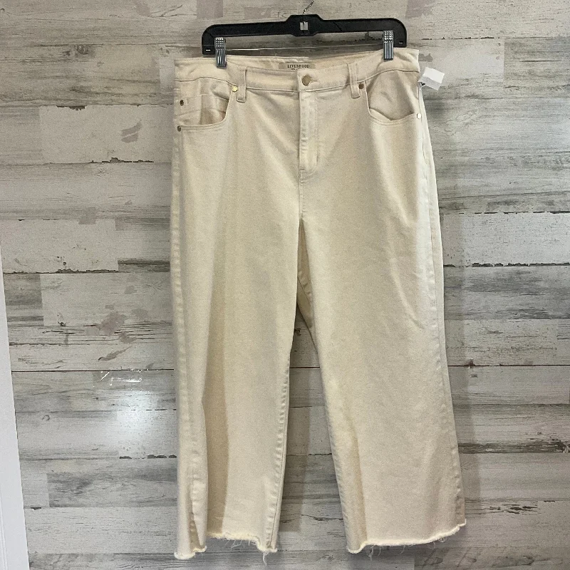 Stretch denim jeans with a high waist and fitted legs for a modern and flattering silhouetteJeans Wide Leg By Liverpool In Cream Denim, Size: 14