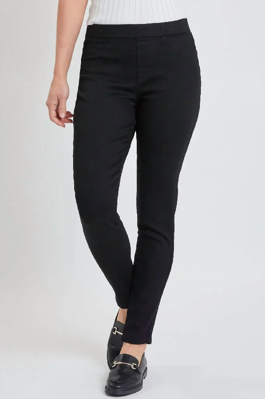 Skinny jeans with rips and tears for an edgy lookMissy High Rise Jegging In Black