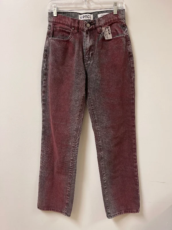 Distressed jeans with bleach spots for a unique appearanceJeans Boyfriend By Clothes Mentor In Red, Size: 4