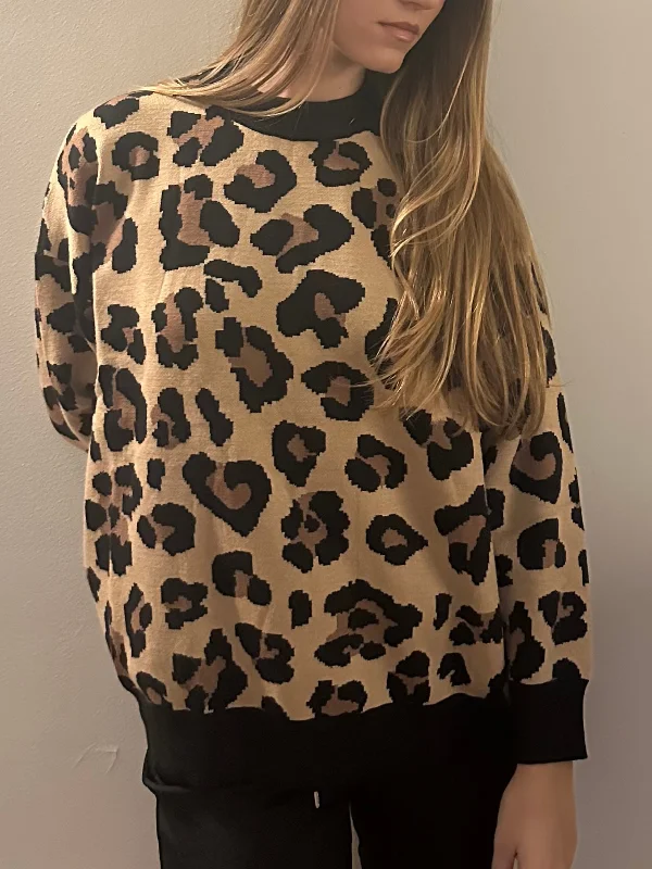 Transitional dresses for in-between seasonsOne size Leopard Jumper