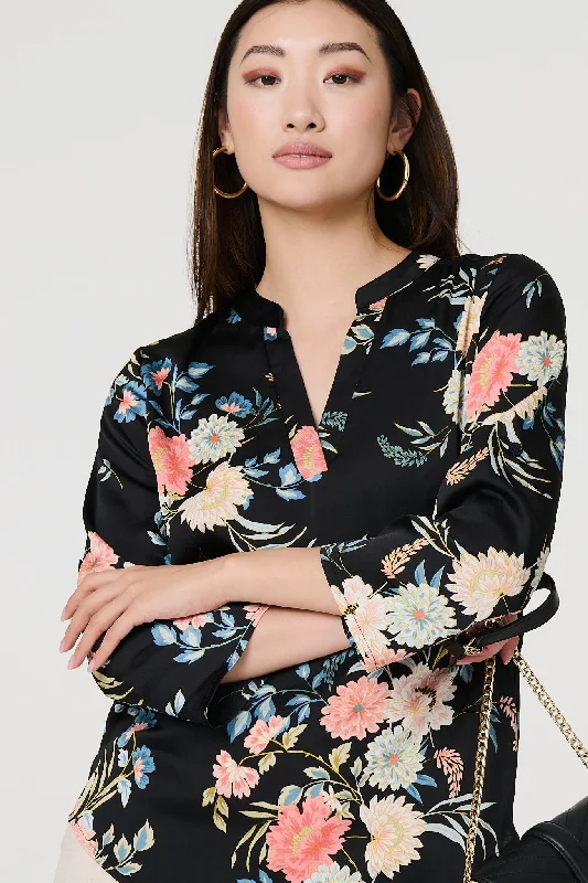 Moisture-wicking women's topsFloral Print 3/4 Sleeve V-Neck Blouse