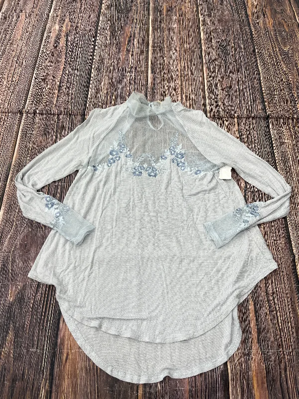 Halter neck women's topsBlue Top Long Sleeve Free People, Size S